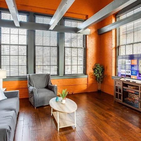 Centric Modern Loft W/ King Beds & Smart Gametable Villa Rochester Exterior foto