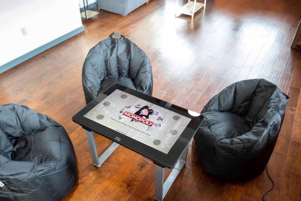 Centric Modern Loft W/ King Beds & Smart Gametable Villa Rochester Exterior foto